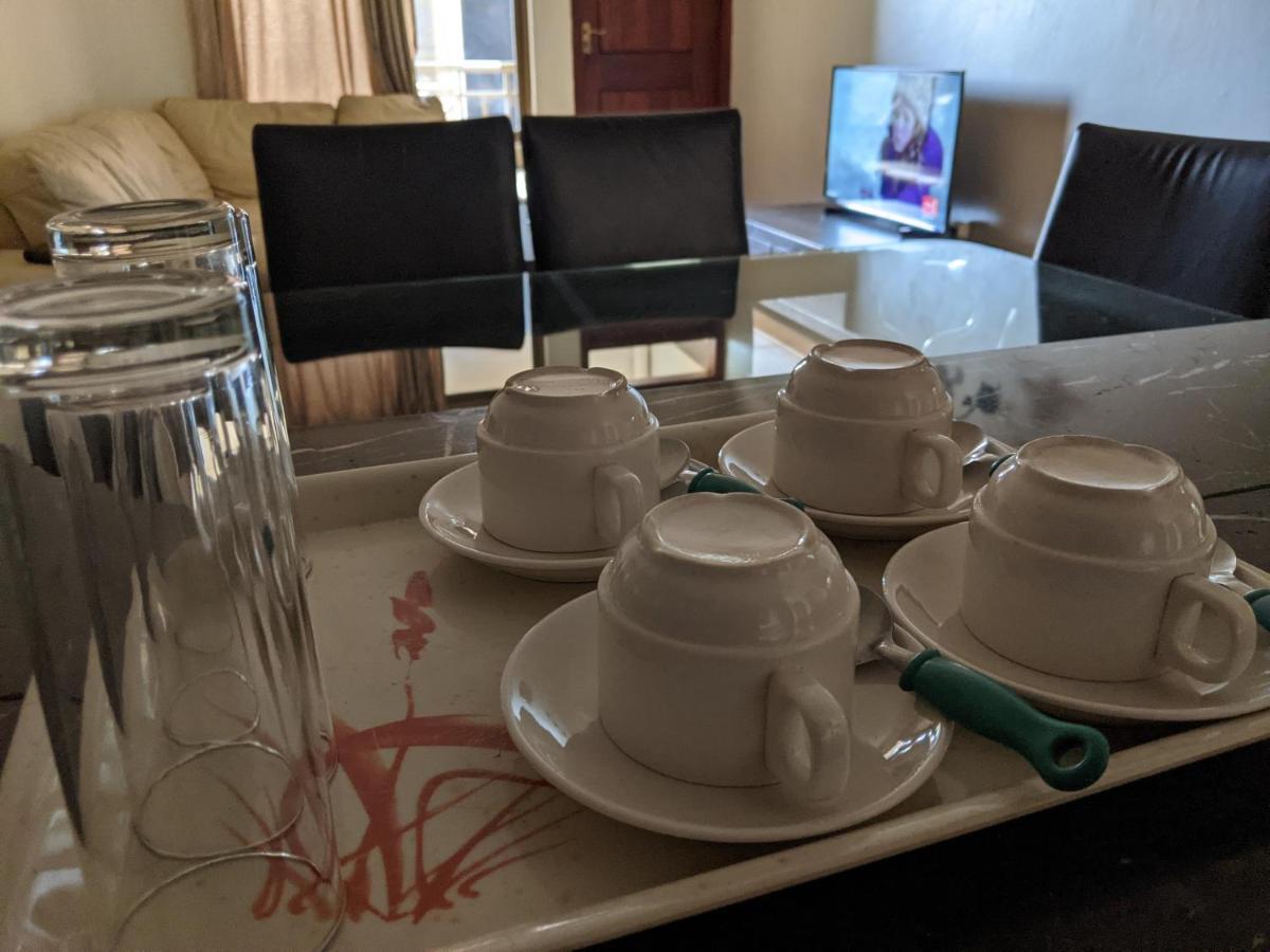 Prestige Hotel Suites 캄팔라 외부 사진