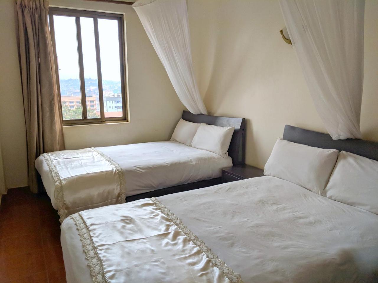 Prestige Hotel Suites 캄팔라 외부 사진