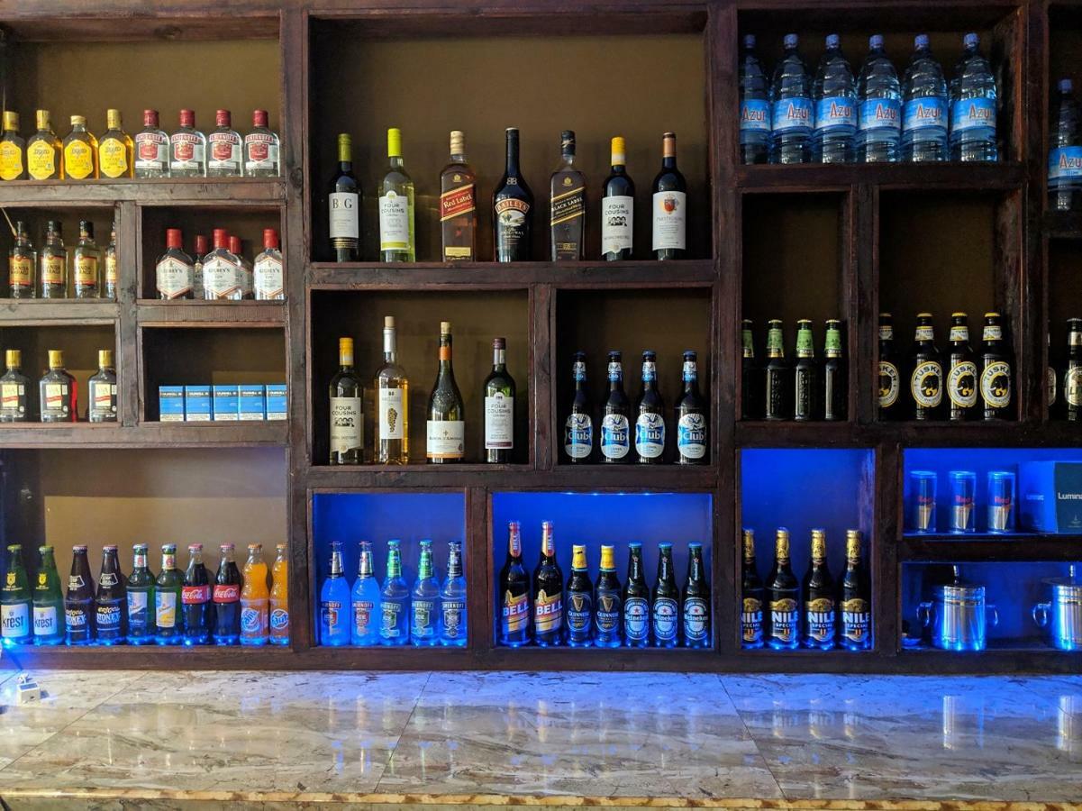 Prestige Hotel Suites 캄팔라 외부 사진